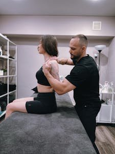 chiro in Calgary